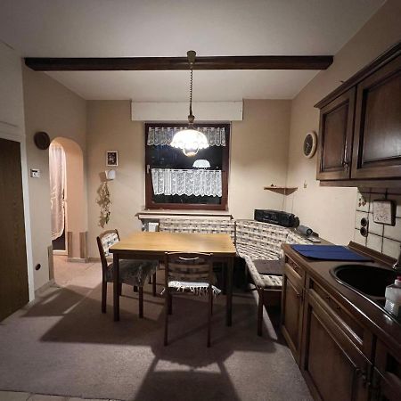Duisburg Feelhome, Flughafen Nah,3-Schlafzimmer, Dusche Ebenerdig, Zentral, Wifi, Ground Floor Екстер'єр фото