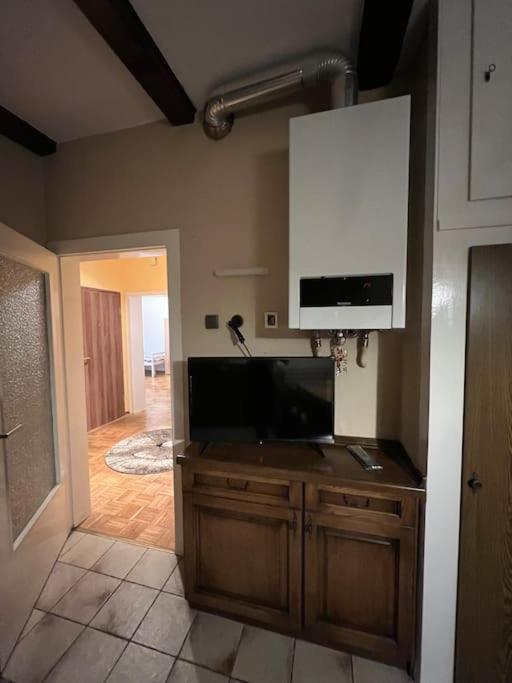 Duisburg Feelhome, Flughafen Nah,3-Schlafzimmer, Dusche Ebenerdig, Zentral, Wifi, Ground Floor Екстер'єр фото